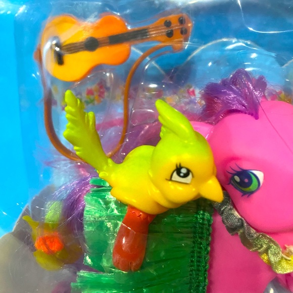 MY LITTLE PONY G3 NWT VTG 2004 BUTTERFLY ISLAND SEASIDE CELEBRATION SKYWISHES - Picture 4 of 15